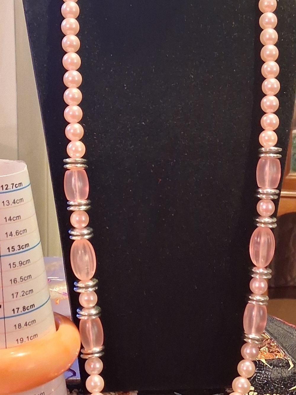 Elegant Pink Beaded Necklace - Lucite Bangle Women's Jewelry